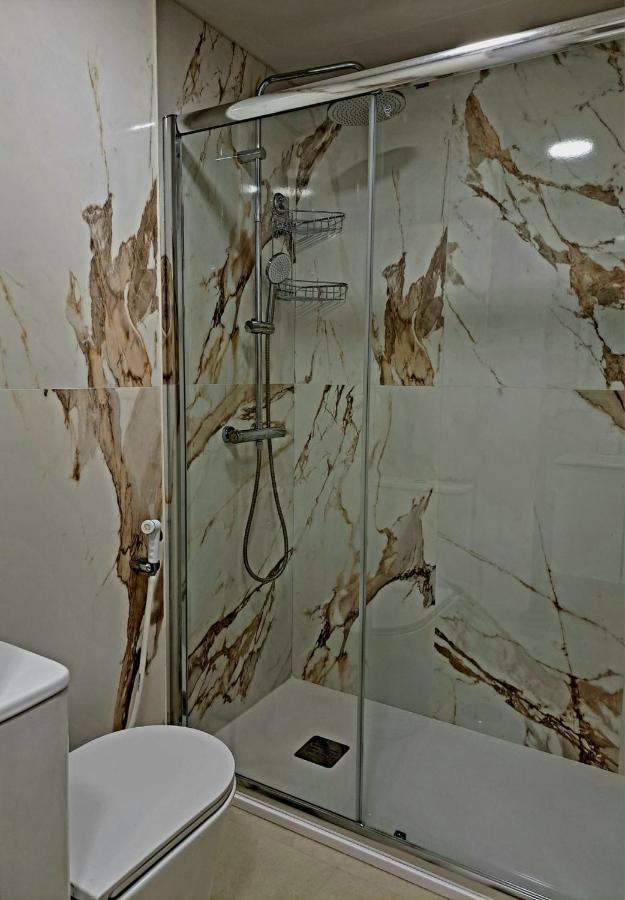 Appartamento Comfortable Studio With Sea View Benidorm Esterno foto